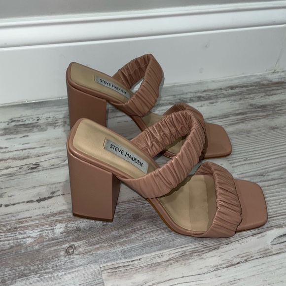 Mauve Steve Madden 9.5 Sandal - Picture 5 of 10
